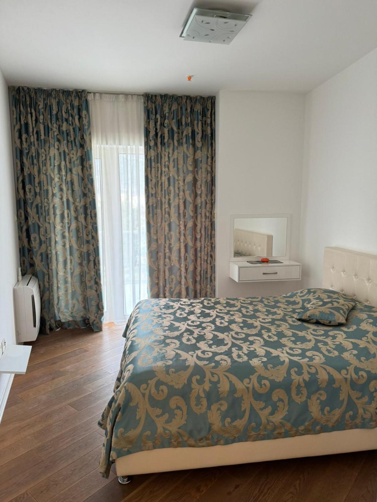 Anna Tre Canne Apartment Budva