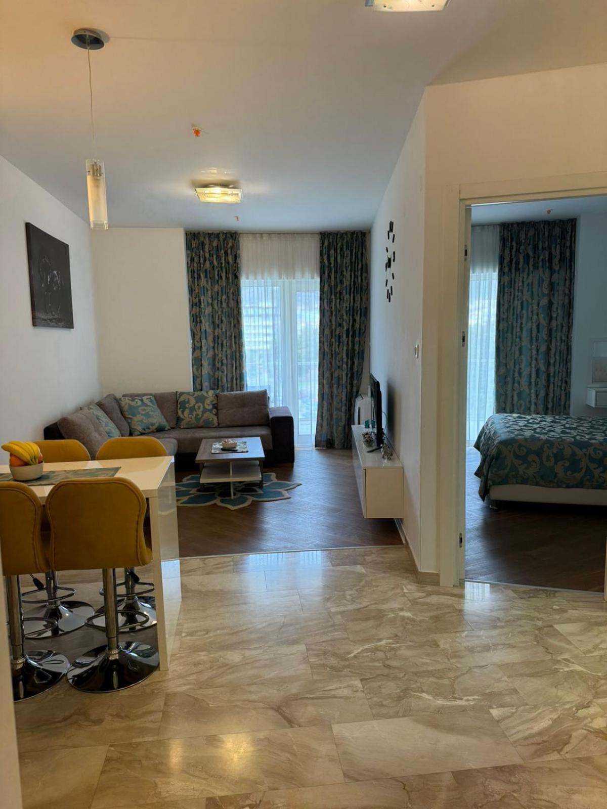 Anna Tre Canne Apartment Budva